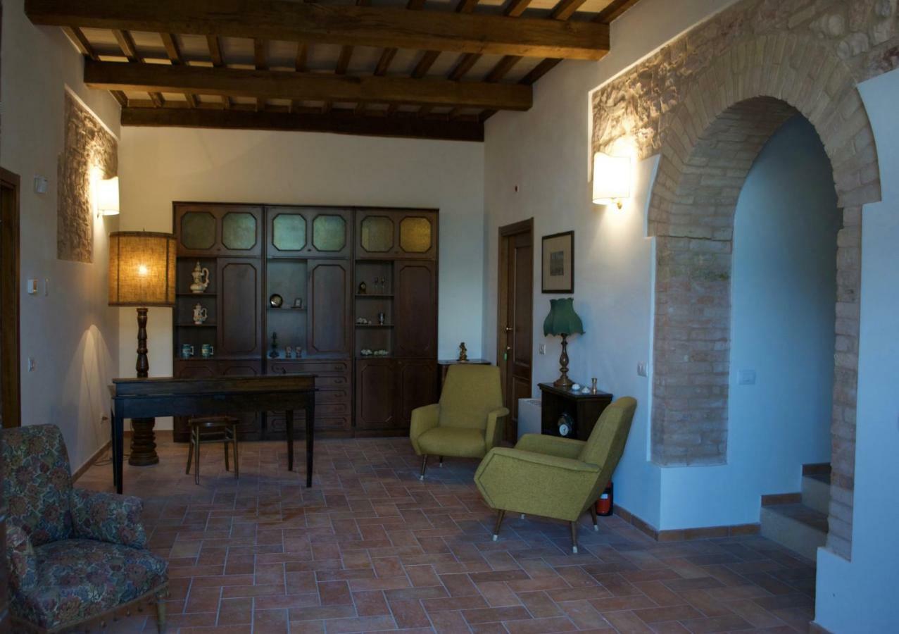 Villa Licinia โฟลีโญ ภายนอก รูปภาพ