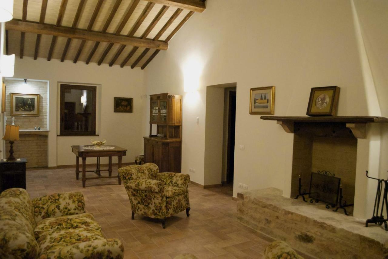 Villa Licinia โฟลีโญ ภายนอก รูปภาพ