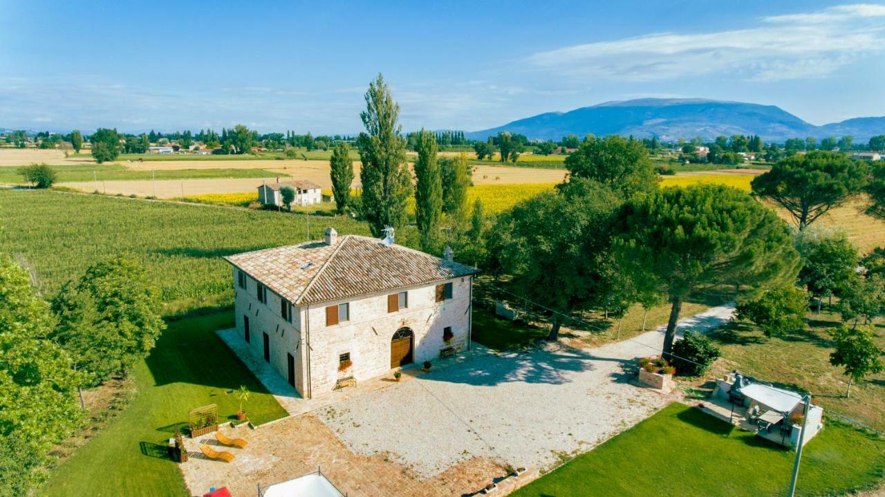 Villa Licinia โฟลีโญ ภายนอก รูปภาพ